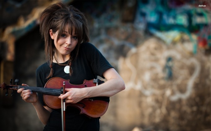 7648-lindsey-stirling-1920x120
